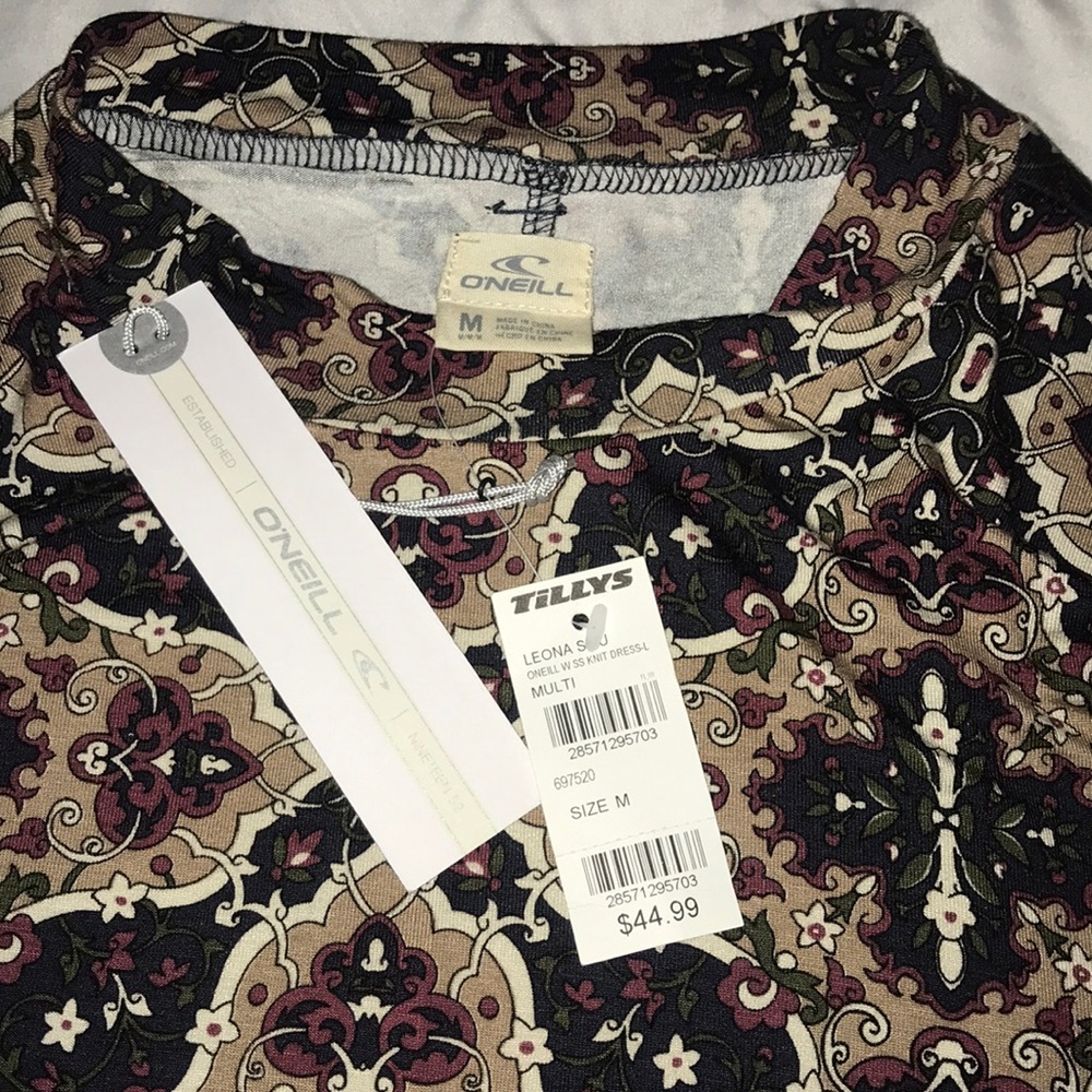 Flattering swing dress - Picture 3 of 4